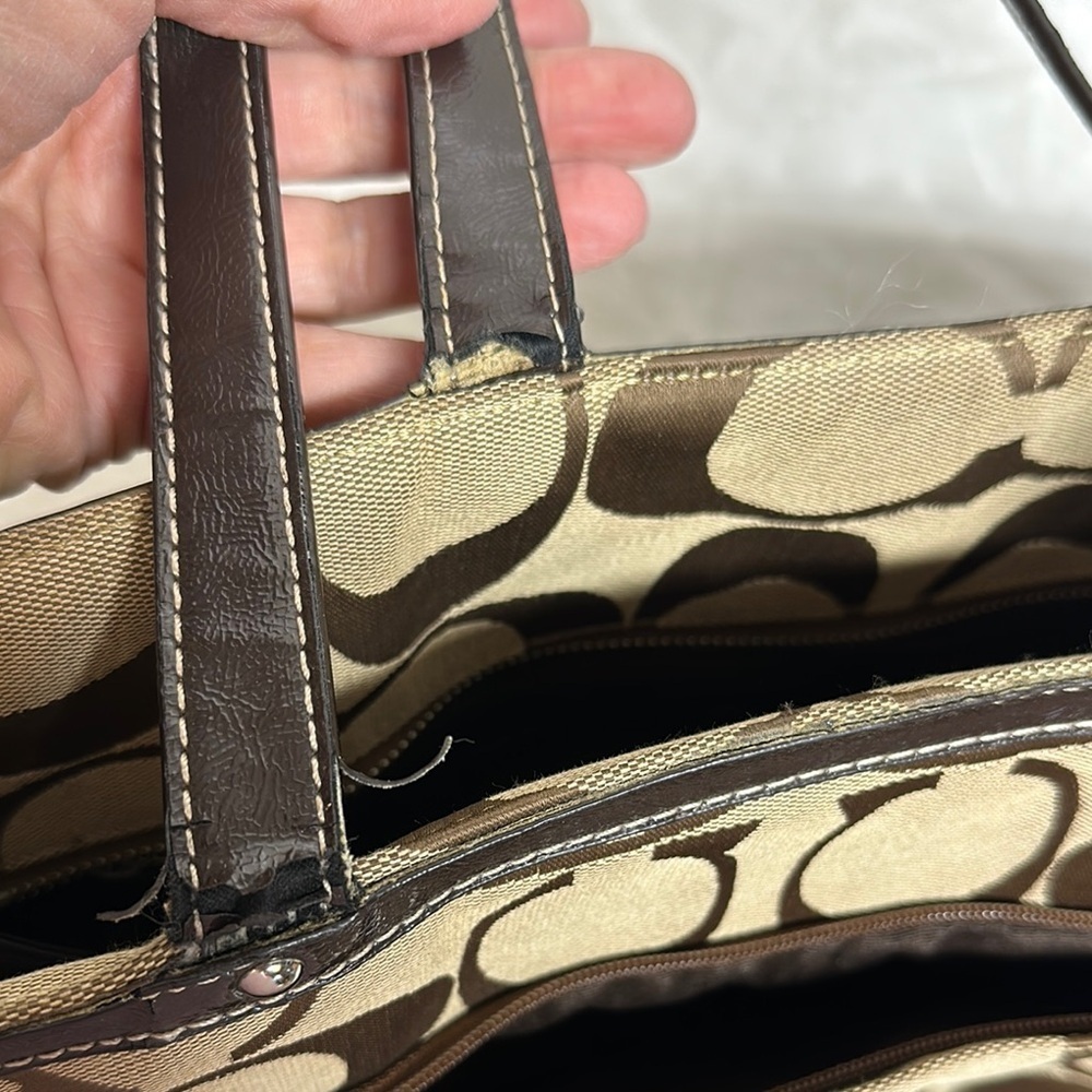 Coach Brown Tote Bag with Signature Design - Picture 8 of 16